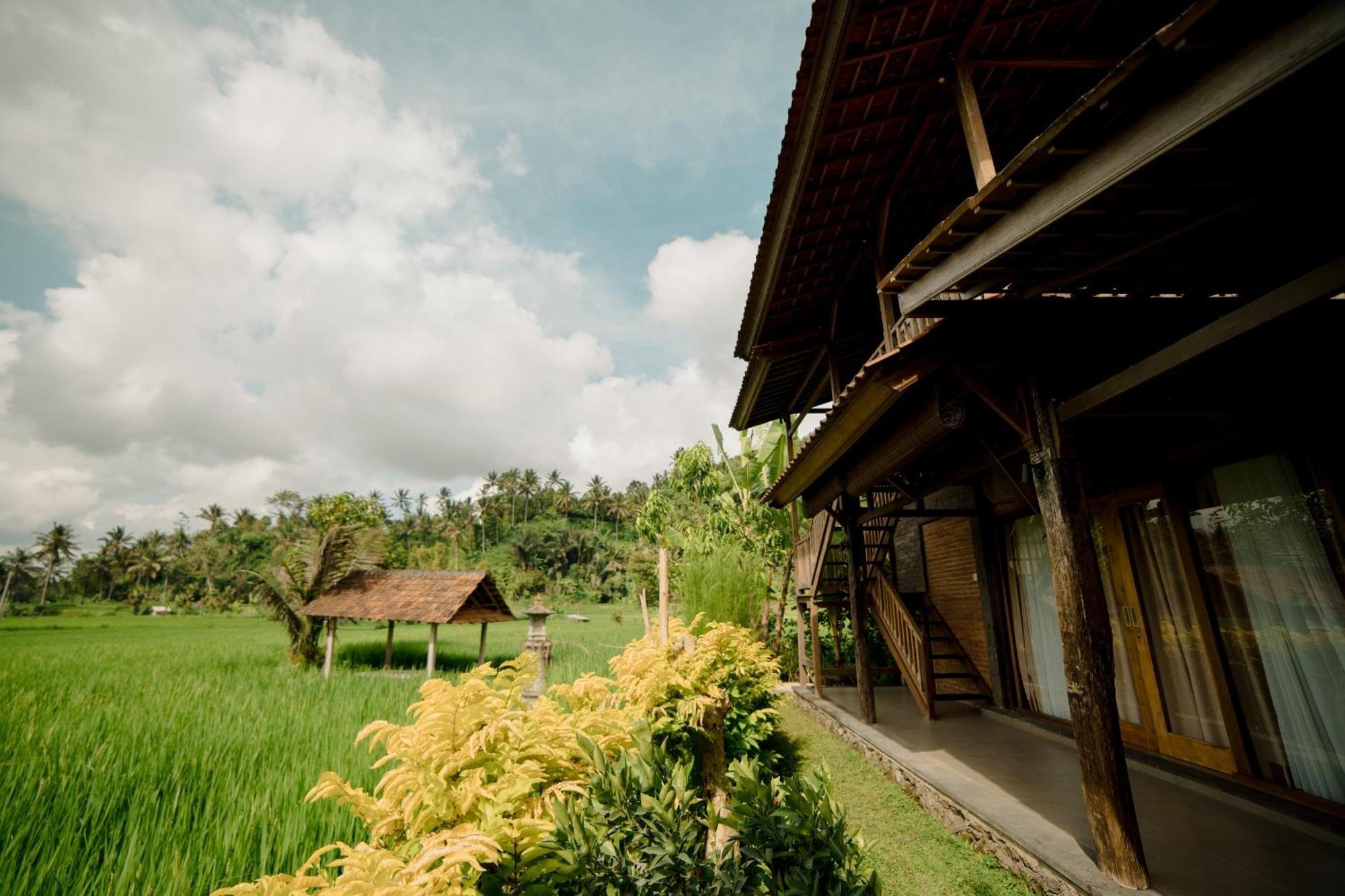 Kubu Sakian Villa Silebeng Bagian luar foto