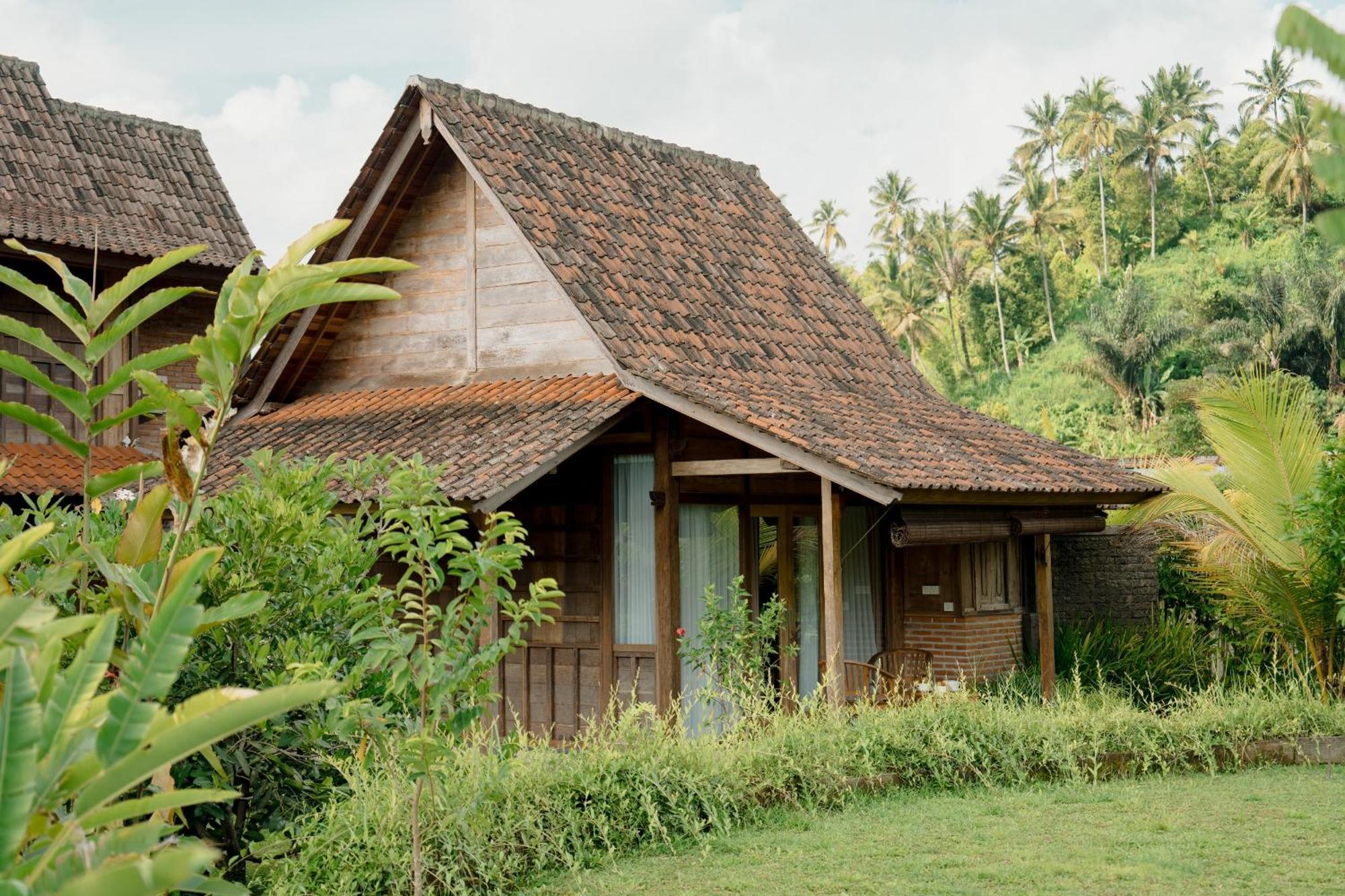 Kubu Sakian Villa Silebeng Bagian luar foto