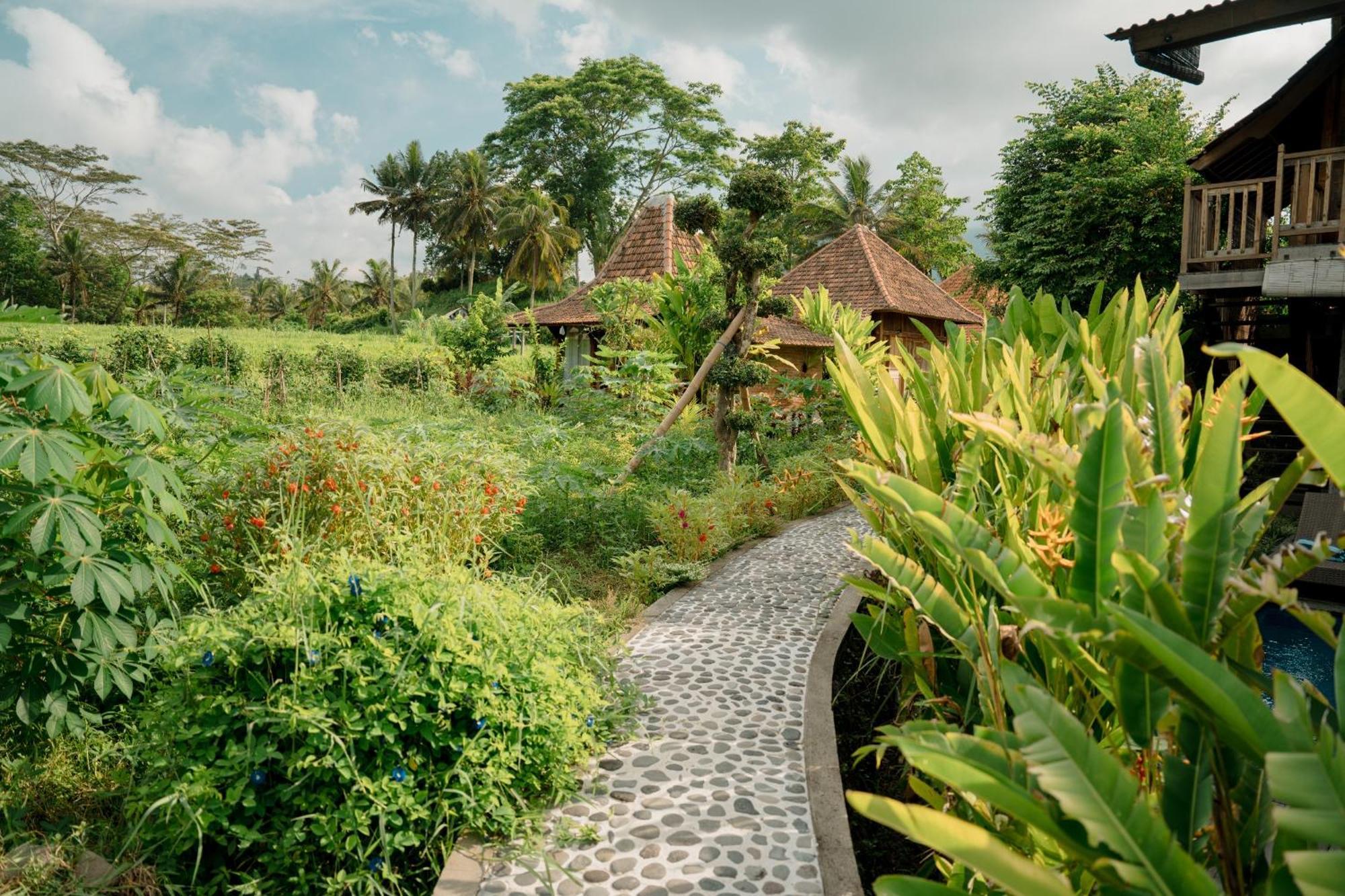 Kubu Sakian Villa Silebeng Bagian luar foto